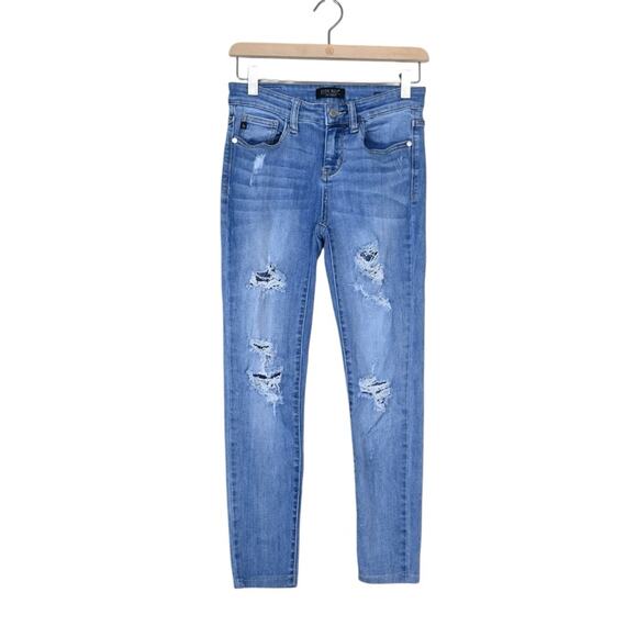Judy Blue Denim - Judy Blue Womens 3/26 Skinny Fit Distressed Jeans